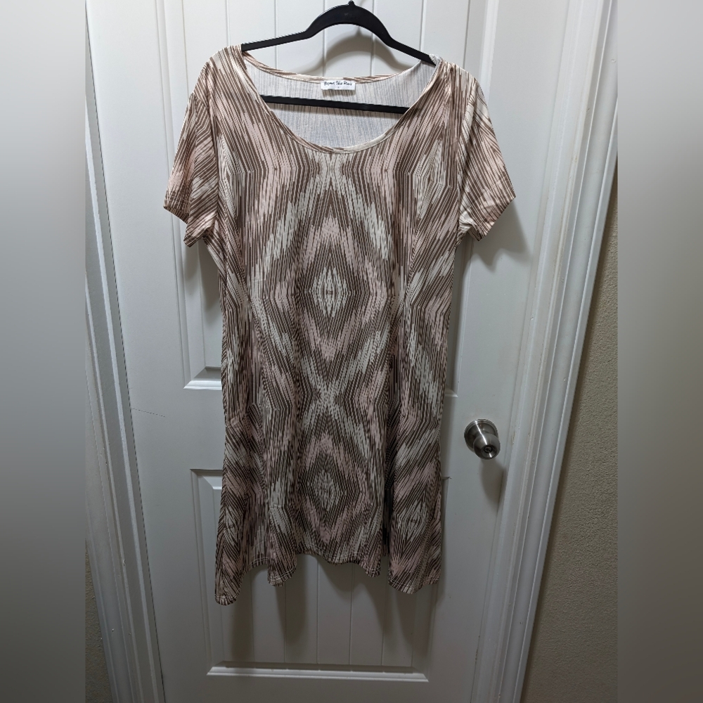 Lightweight Aztek Print Dress -w- Pockets & Stretch By Beyond This Plane Sz XL